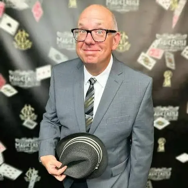 Bill Chott